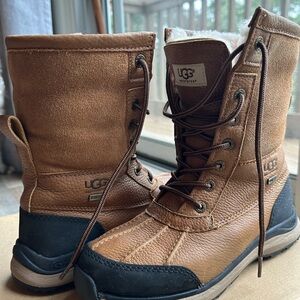 UGG Women's Adirondack Winter Boots